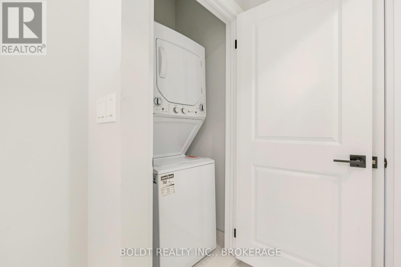 35 Wellspring Way, Pelham, Ontario  L3B 5N5 - Photo 47 - X12681672