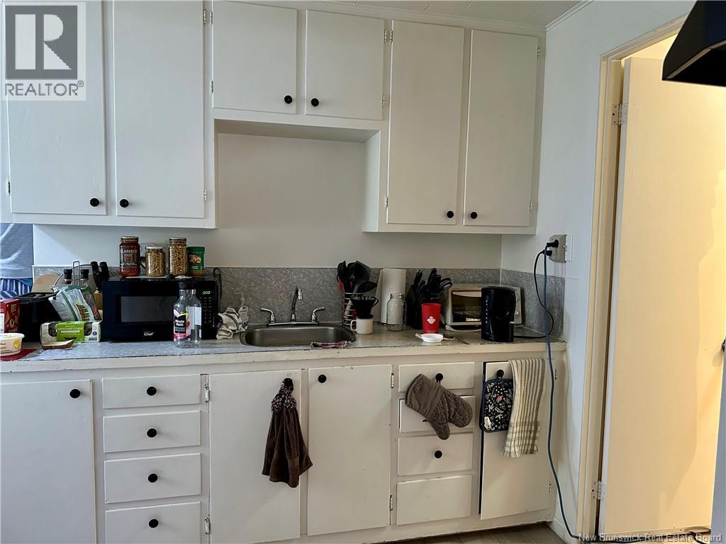 6 Laporte Avenue, Edmundston, New Brunswick  E3V 1K7 - Photo 7 - NB131716