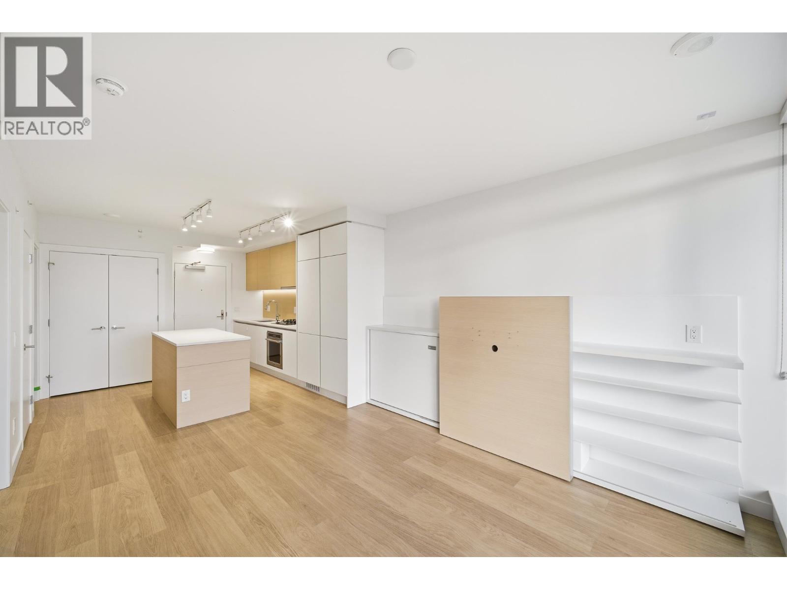 810 525 Foster Avenue, Coquitlam, British Columbia  V3J 0H6 - Photo 14 - R3077791