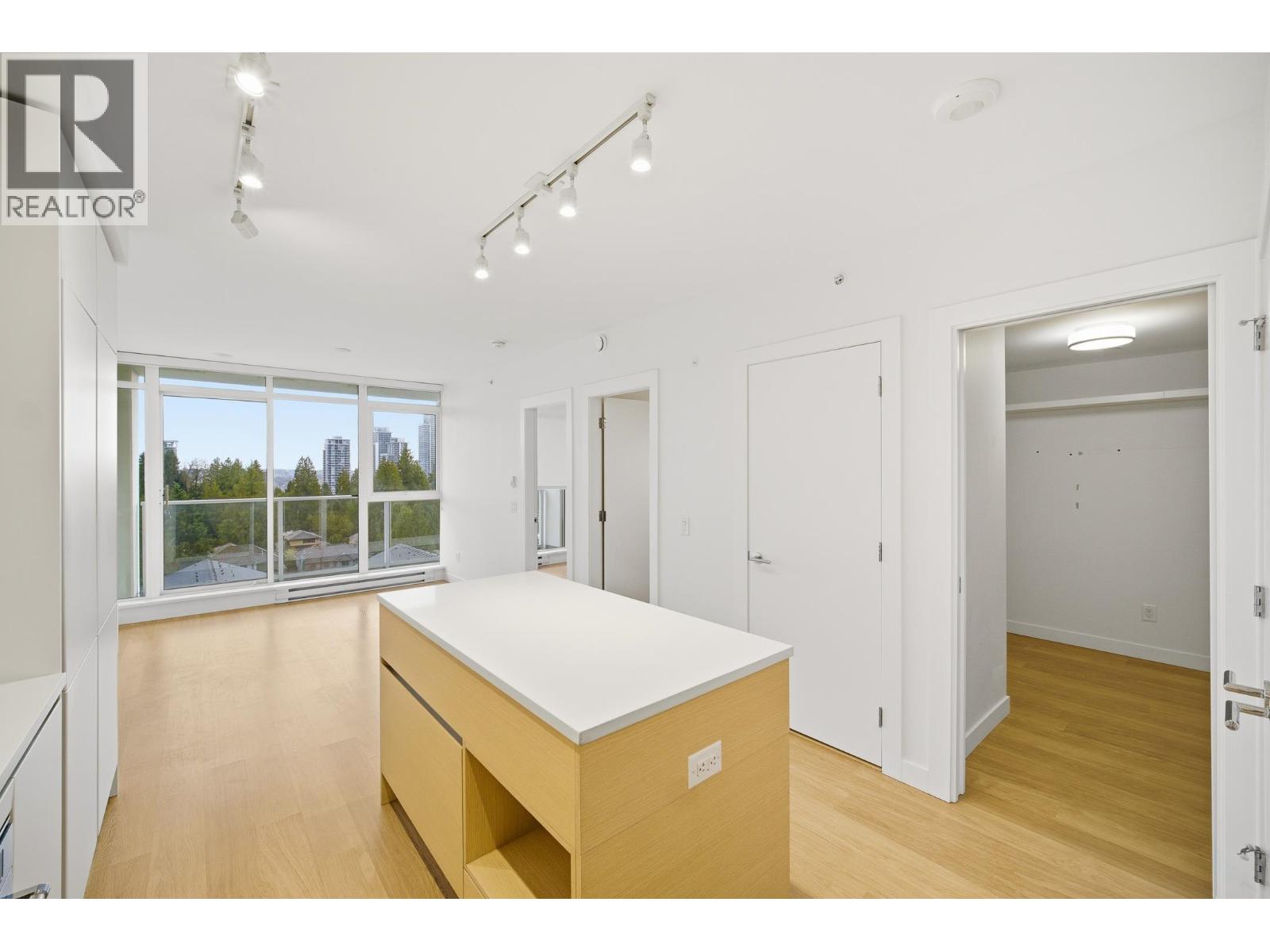 810 525 Foster Avenue, Coquitlam, British Columbia  V3J 0H6 - Photo 19 - R3077791