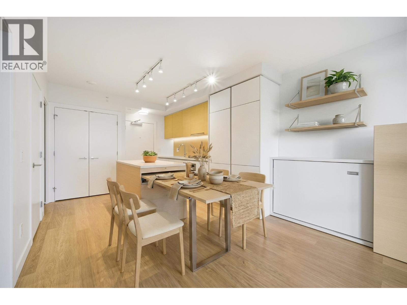 810 525 Foster Avenue, Coquitlam, British Columbia  V3J 0H6 - Photo 24 - R3077791