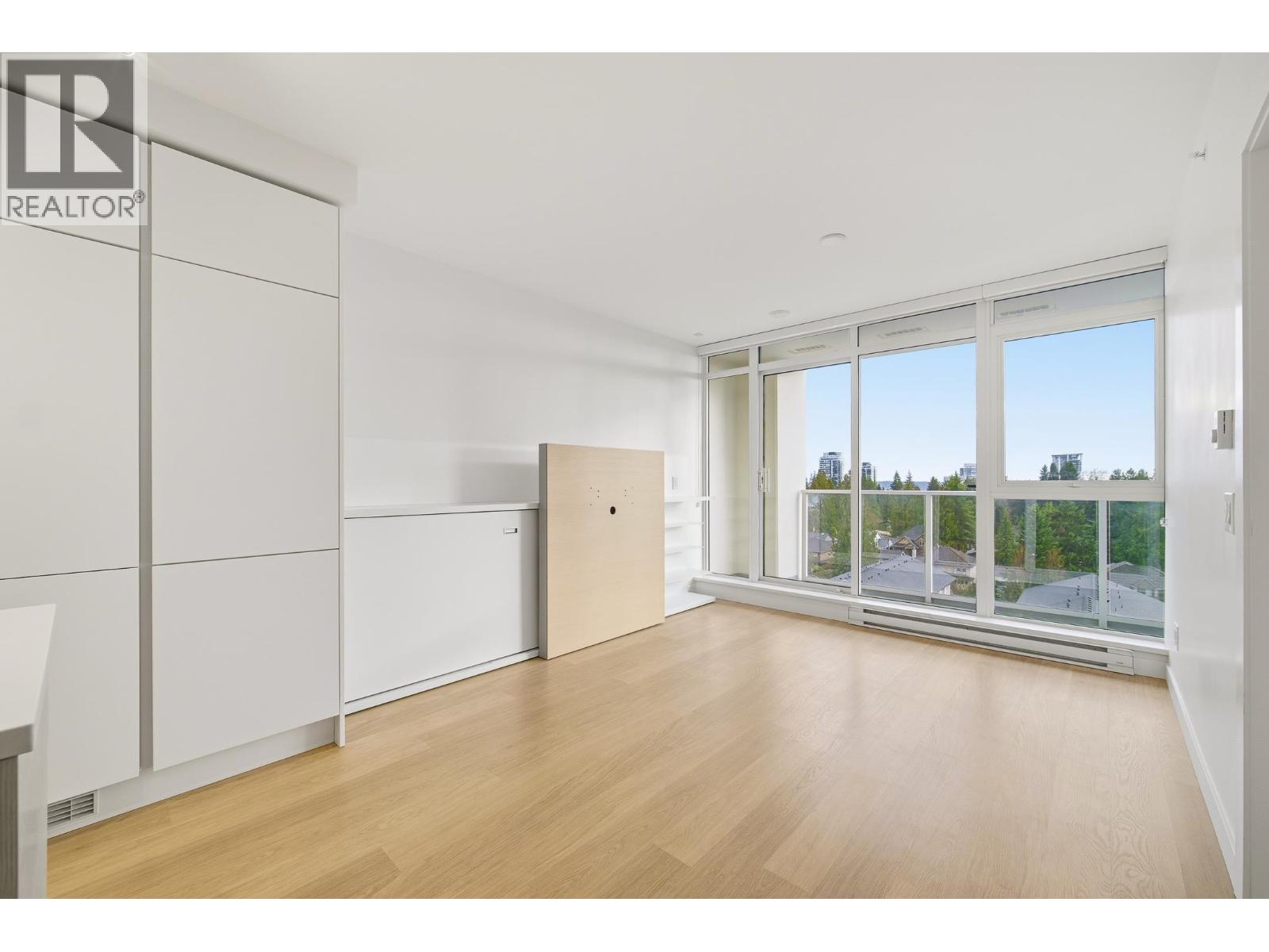 810 525 Foster Avenue, Coquitlam, British Columbia  V3J 0H6 - Photo 8 - R3077791