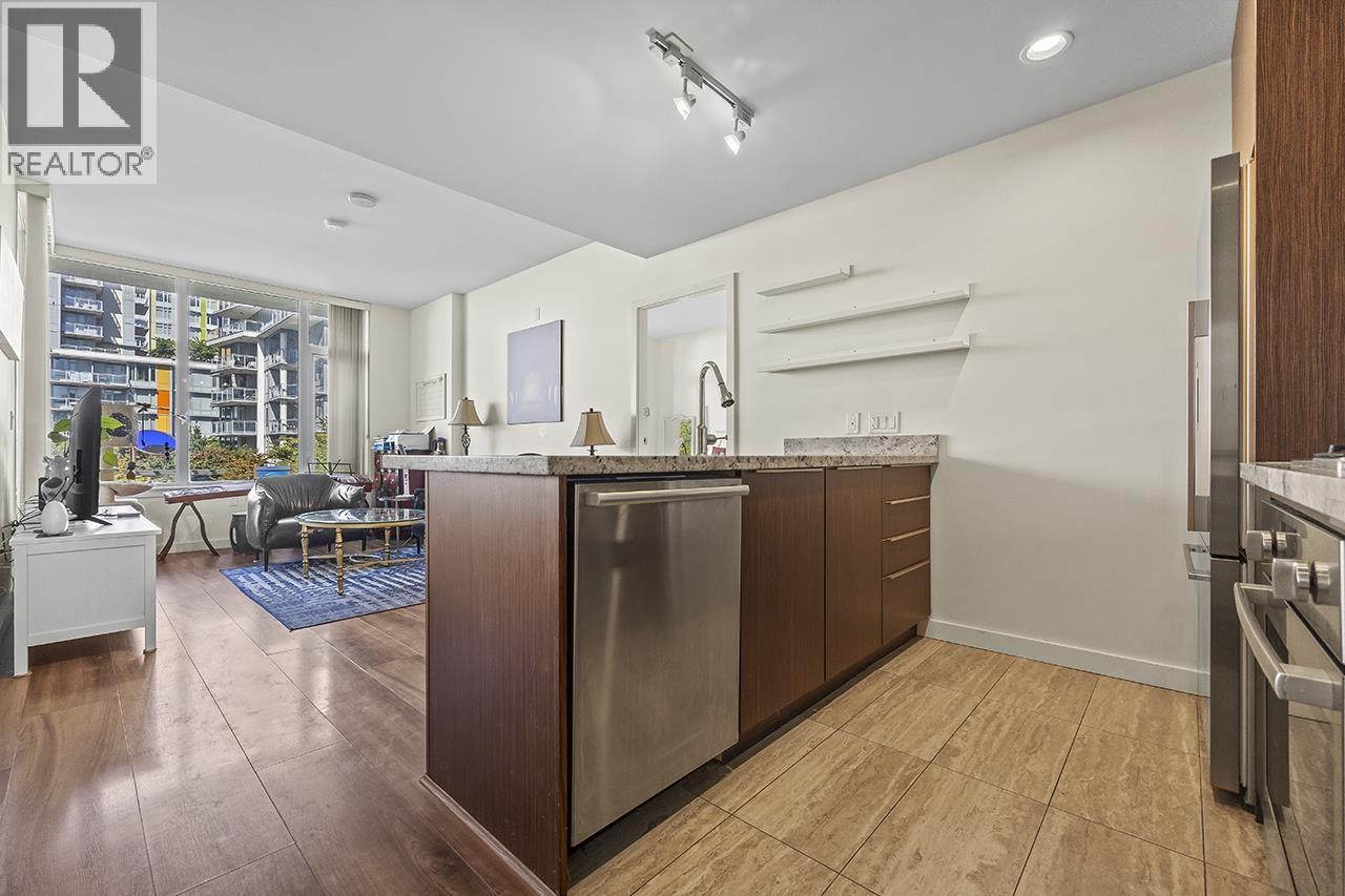 617 8677 CAPSTAN WAY, Richmond, British Columbia