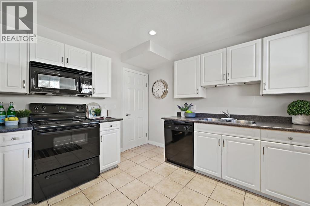 571 Killarney Glen Court Sw, Calgary, Alberta  T3E 7H4 - Photo 17 - A2265392