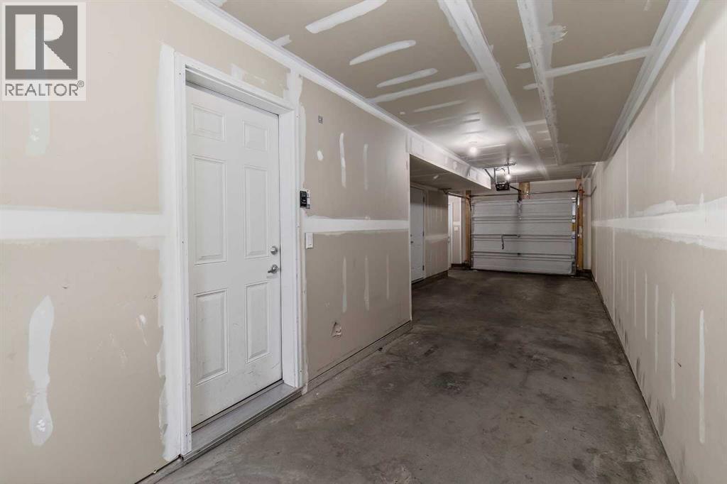 43 Redstone Circle Ne, Calgary, Alberta  T3N 0M8 - Photo 11 - A2274037