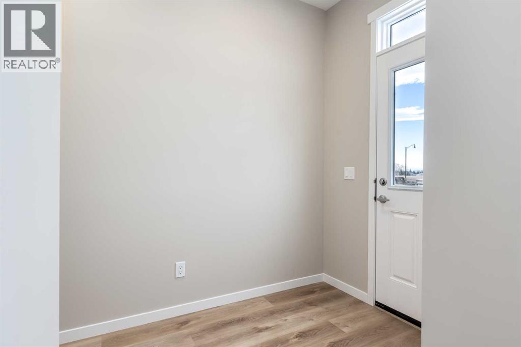 127 Montane Link Se, High River, Alberta  T1V 0K8 - Photo 10 - A2274482