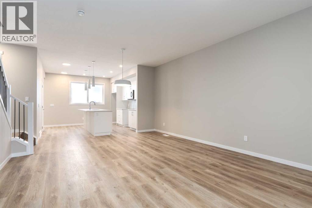 127 Montane Link Se, High River, Alberta  T1V 0K8 - Photo 3 - A2274482