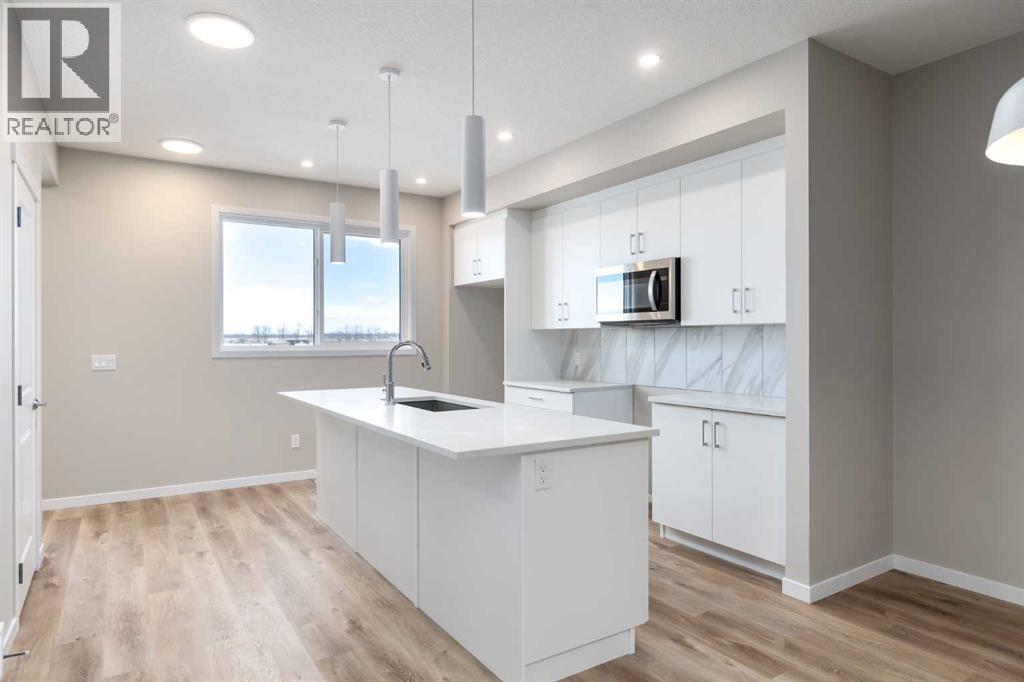 127 Montane Link Se, High River, Alberta  T1V 0K8 - Photo 6 - A2274482