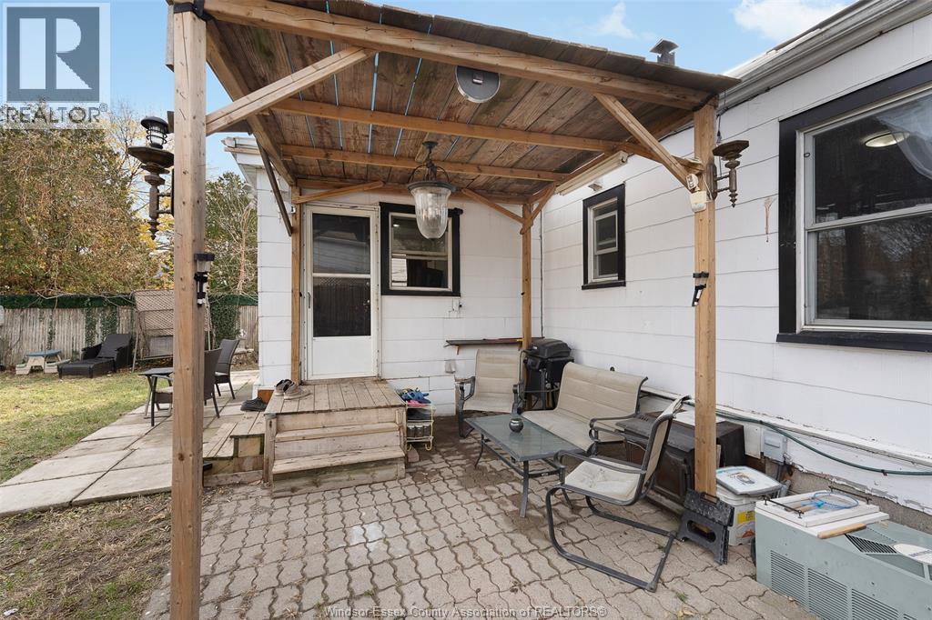 1456 Elsmere, Windsor, Ontario  N9X 4G9 - Photo 19 - 26000692