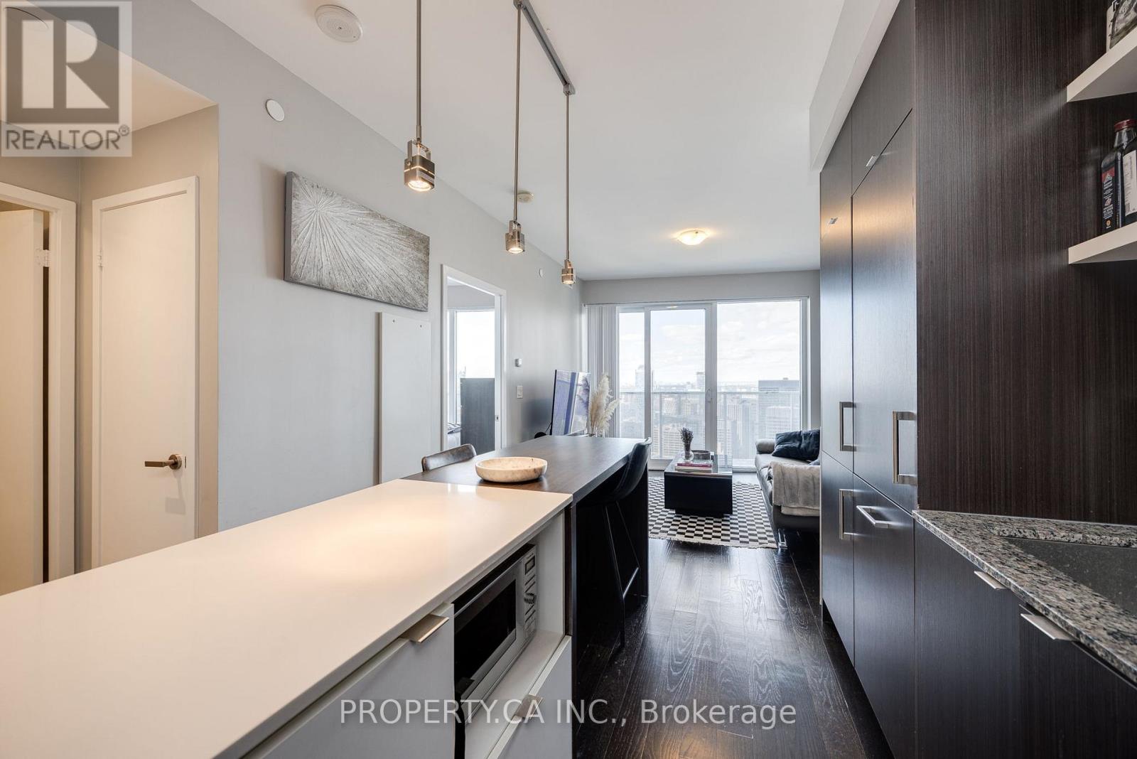 6403 - 88 HARBOUR STREET, Toronto, Ontario