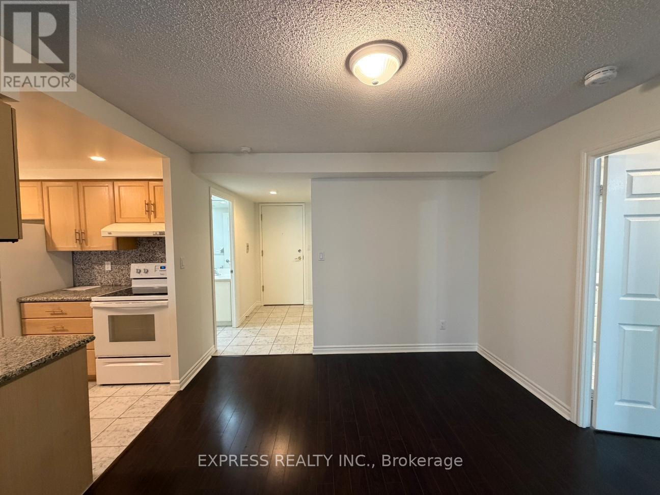 1002 - 168 Simcoe Street, Toronto, Ontario  M5H 4C9 - Photo 9 - C12681596