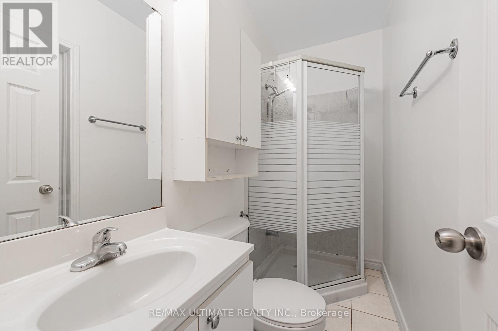 42 Carr Street, Toronto, Ontario  M5T 1B5 - Photo 12 - C12681610