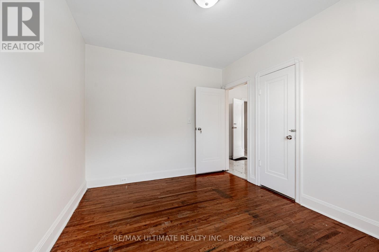 42 Carr Street, Toronto, Ontario  M5T 1B5 - Photo 17 - C12681610