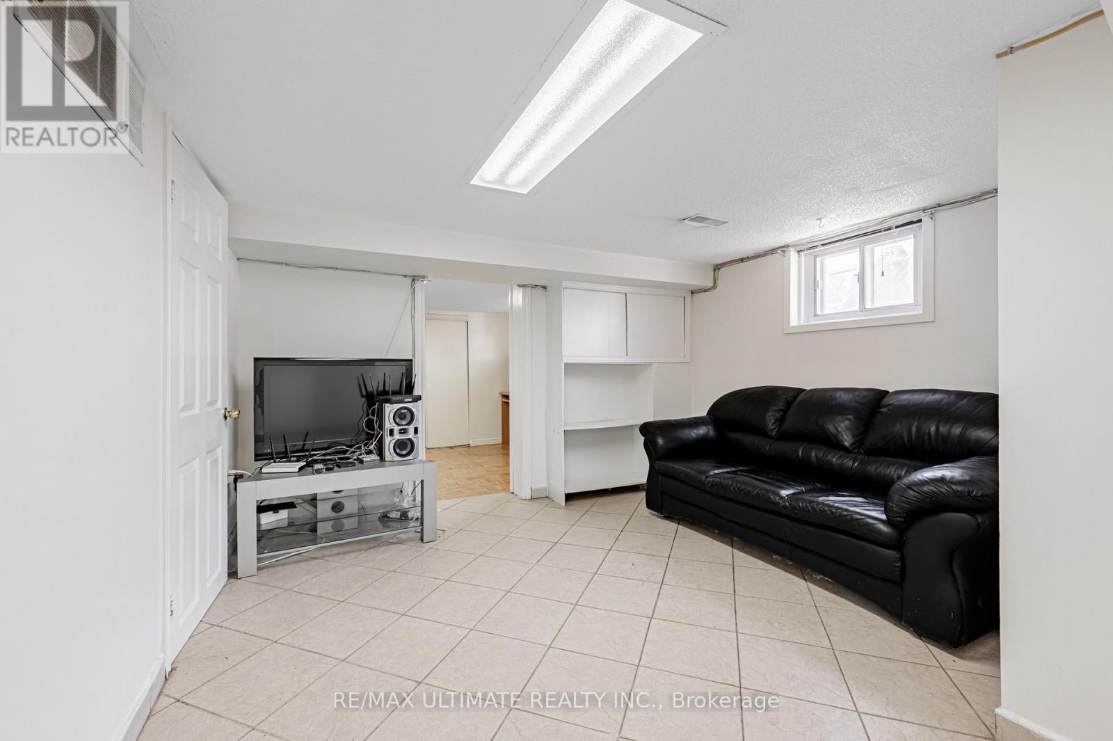 42 Carr Street, Toronto, Ontario  M5T 1B5 - Photo 26 - C12681610