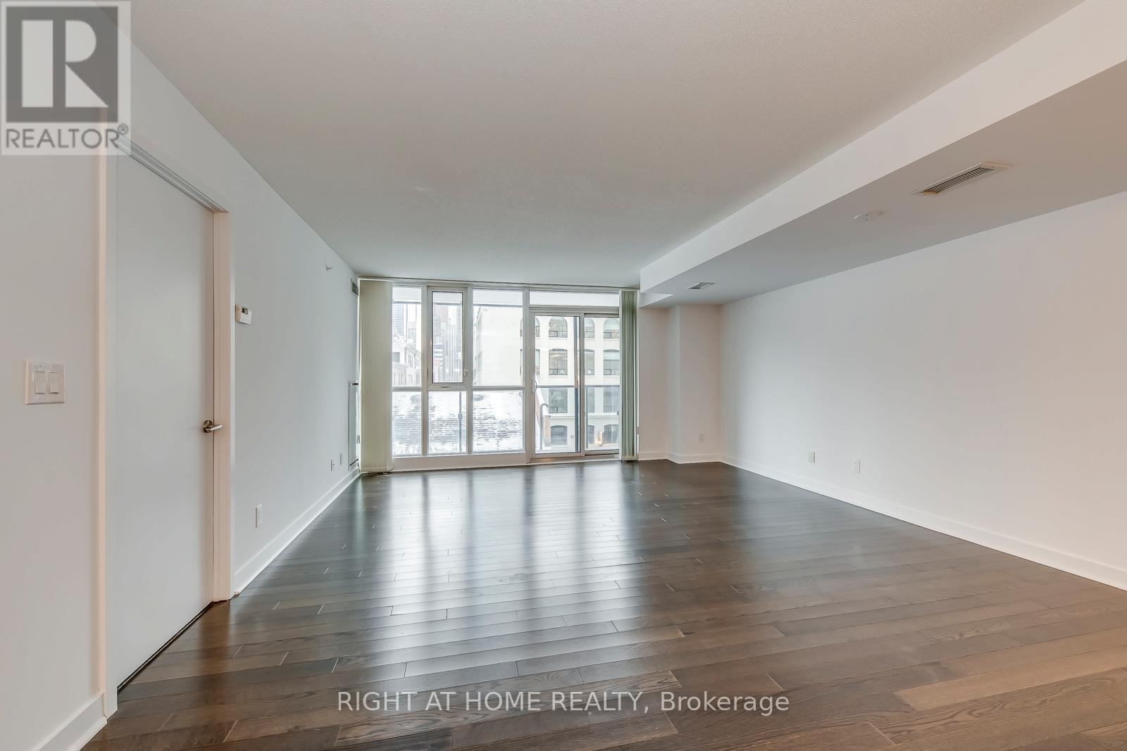 314 - 295 Adelaide Street W, Toronto, Ontario  M5V 0L4 - Photo 15 - C12681622