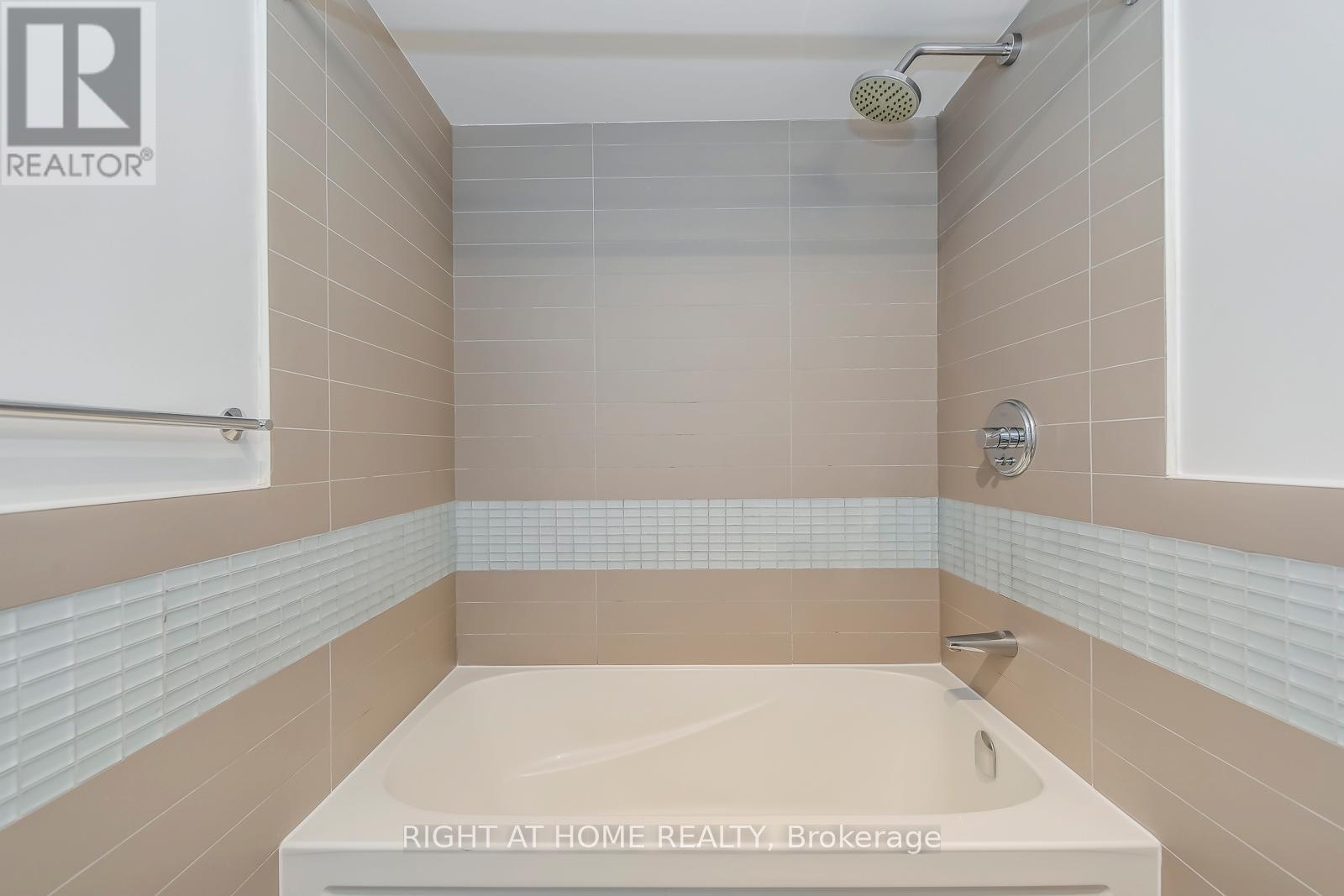 314 - 295 Adelaide Street W, Toronto, Ontario  M5V 0L4 - Photo 27 - C12681622