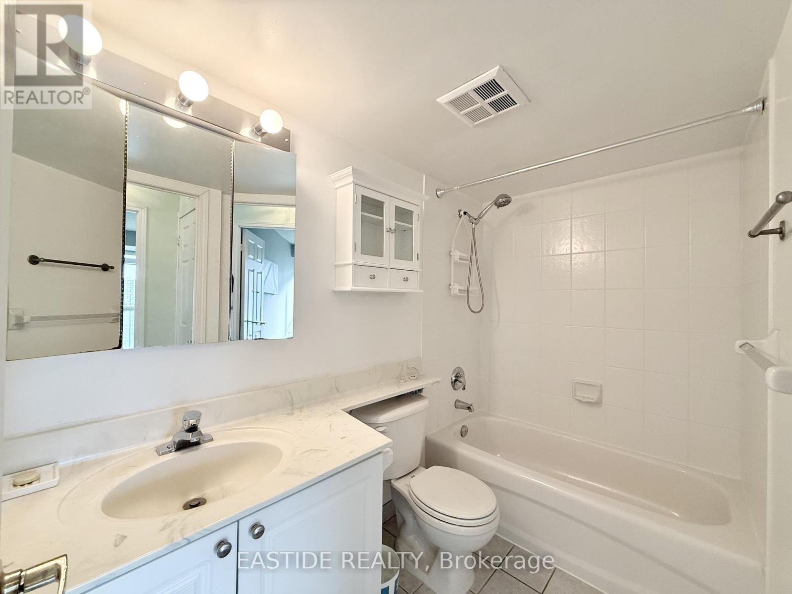 2012 - 20 Olive Avenue, Toronto, Ontario  M2N 7G5 - Photo 15 - C12681660