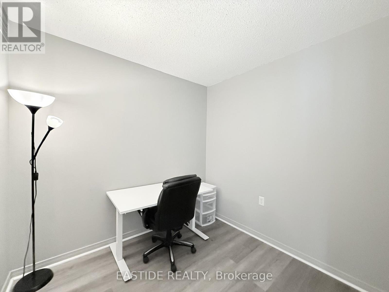 2012 - 20 Olive Avenue, Toronto, Ontario  M2N 7G5 - Photo 3 - C12681660