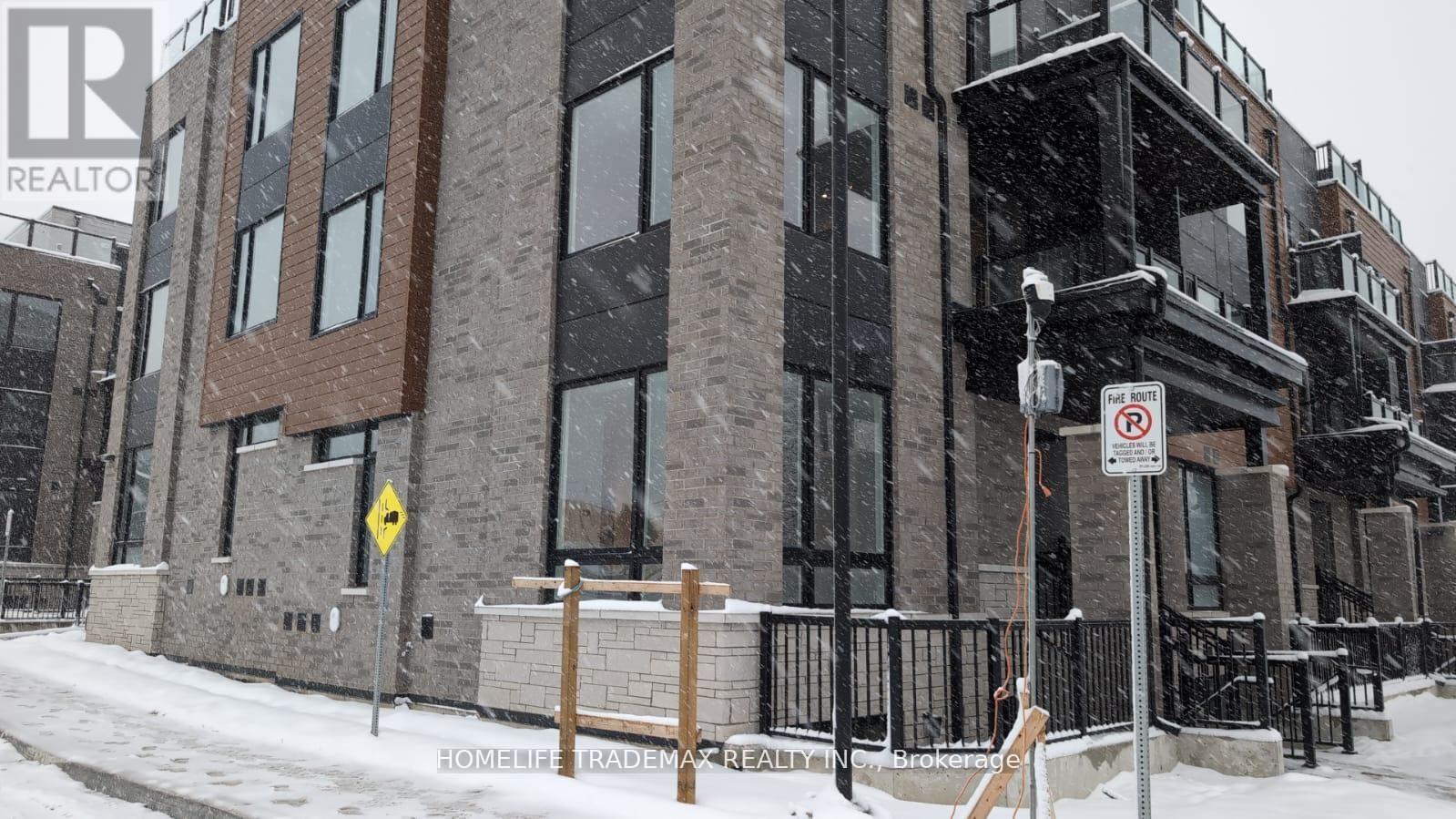 10 - 30 Markdale Lane, Markham, Ontario  L3S 0E3 - Photo 3 - N12616132