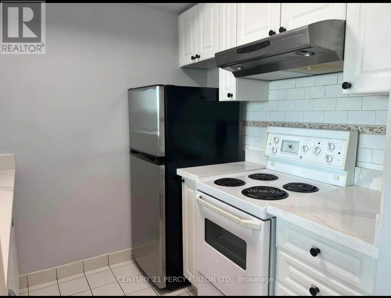 1213 - 18 Lee Centre Drive, Toronto, Ontario  M1H 3H5 - Photo 3 - E12681608