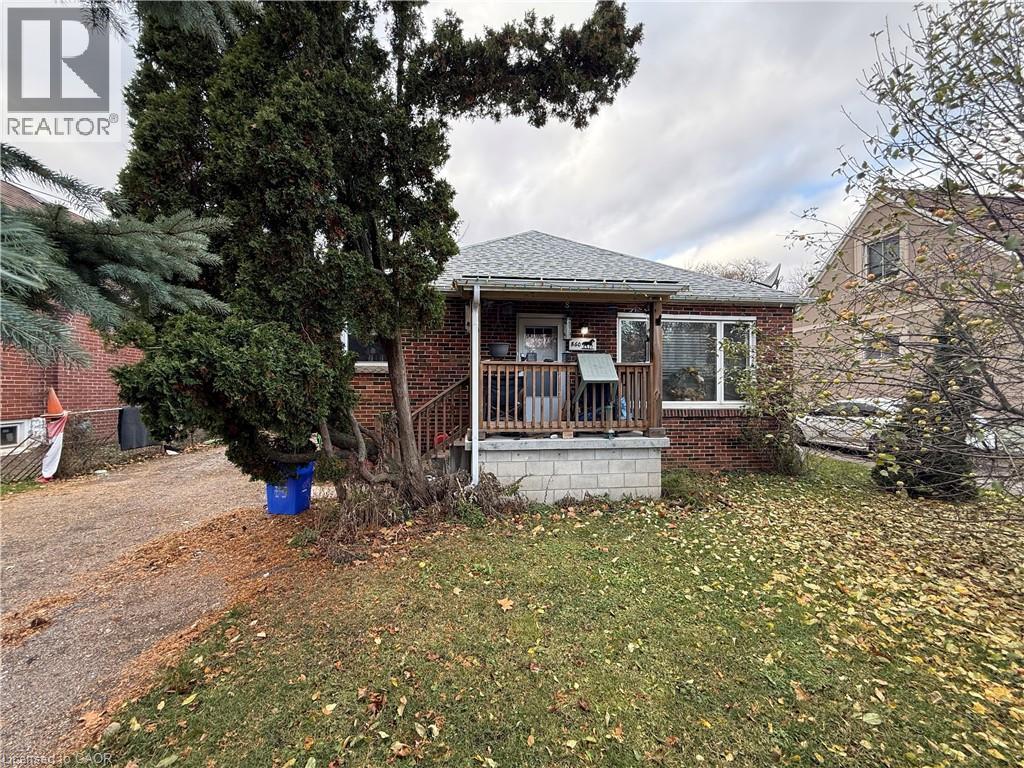 860 Garth Street, Hamilton, Ontario  L9C 4K8 - Photo 2 - 40797421