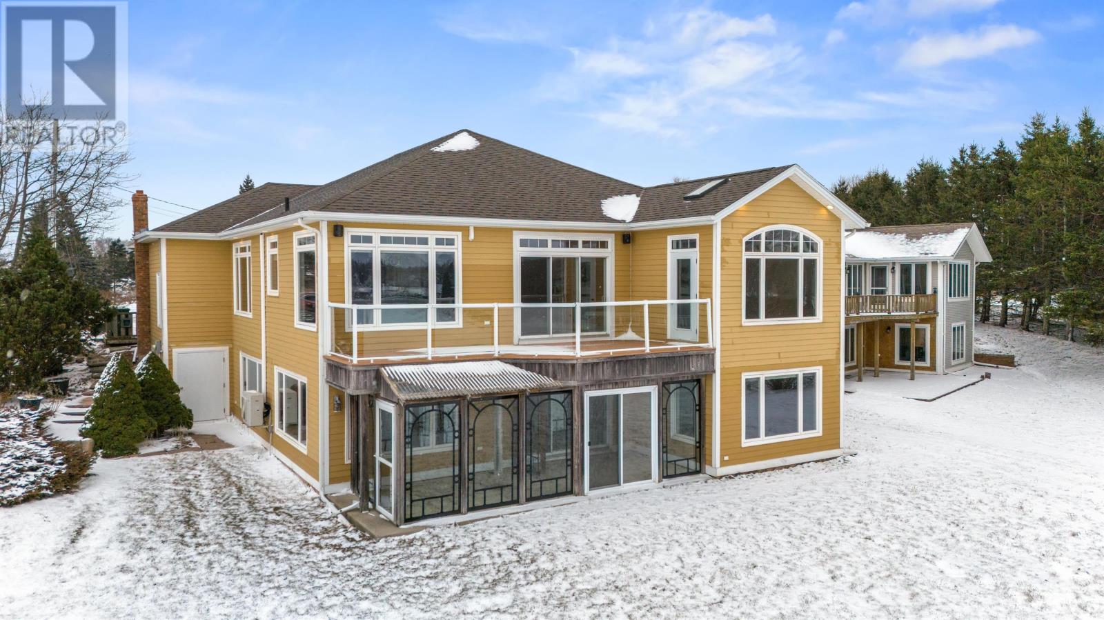 5 Chelsea Lane, Stratford, Prince Edward Island