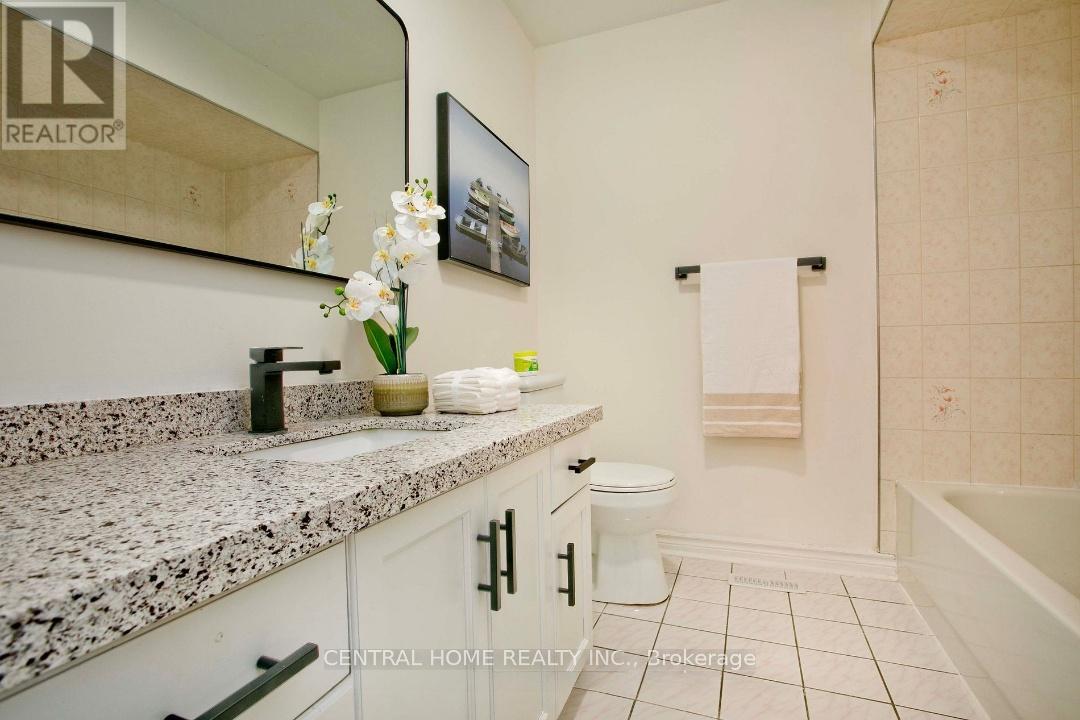 188 Milliken Meadows Drive, Markham, Ontario  L3R 0V9 - Photo 19 - N12681612