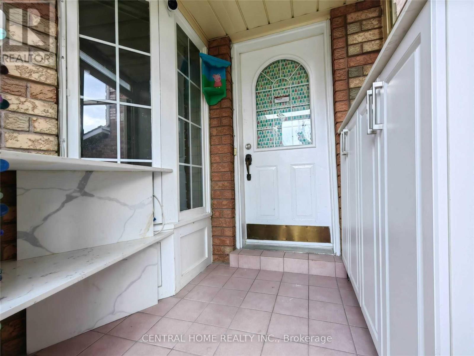 188 Milliken Meadows Drive, Markham, Ontario  L3R 0V9 - Photo 3 - N12681612