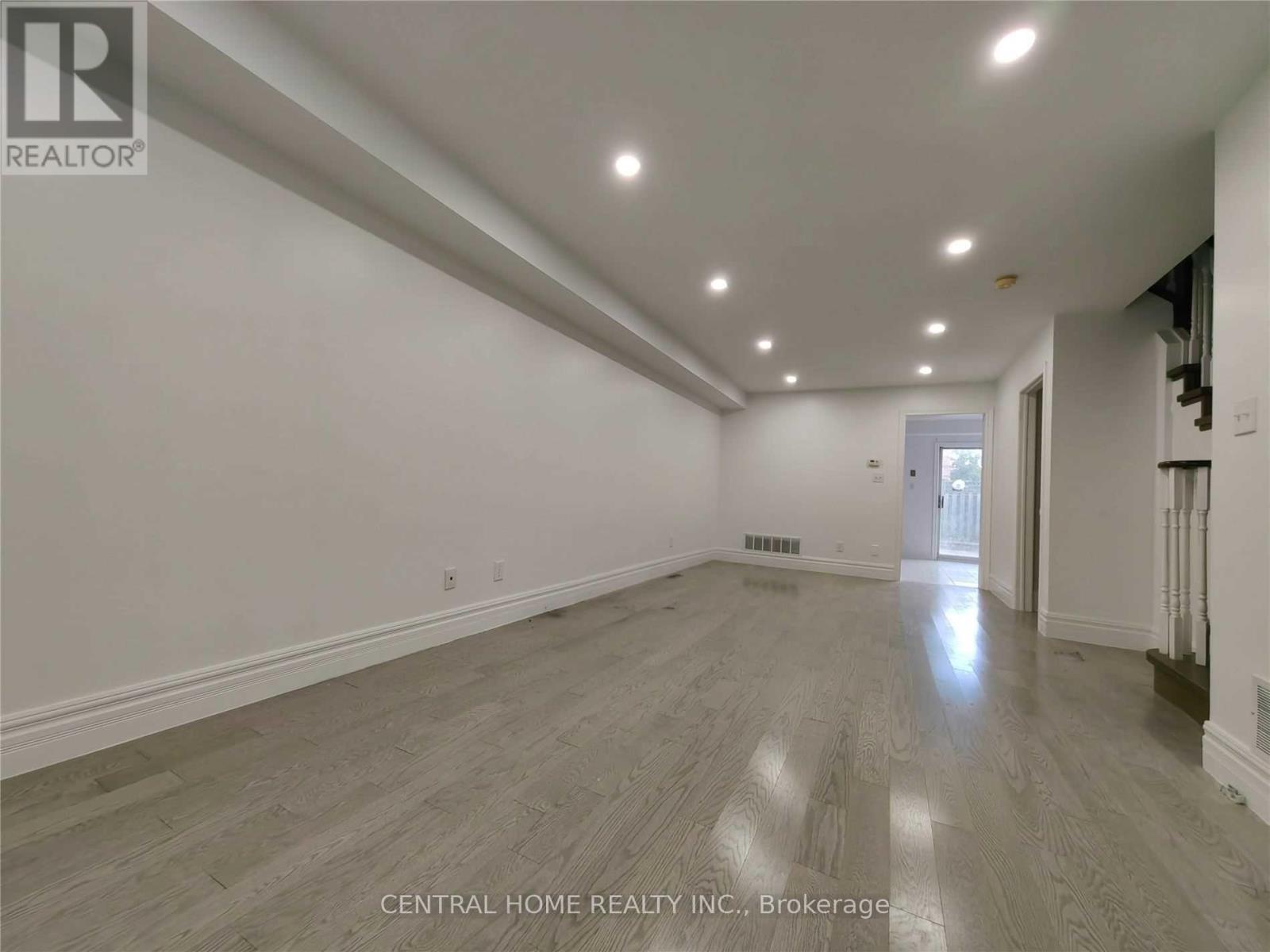 188 Milliken Meadows Drive, Markham, Ontario  L3R 0V9 - Photo 5 - N12681612