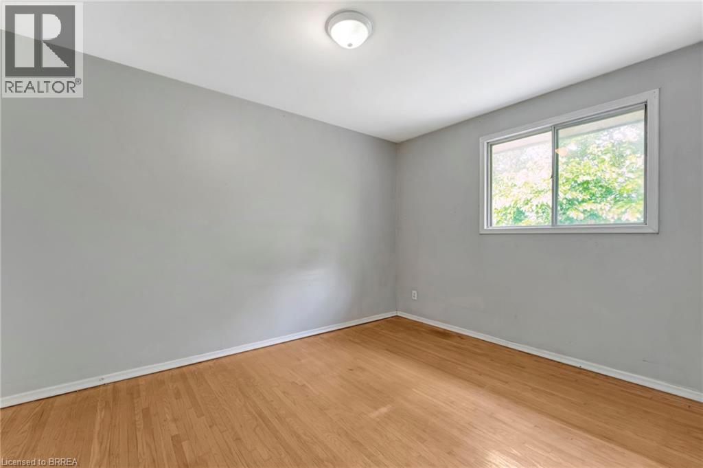 16 East Avenue, Brantford, Ontario  N3S 3L1 - Photo 15 - 40708797