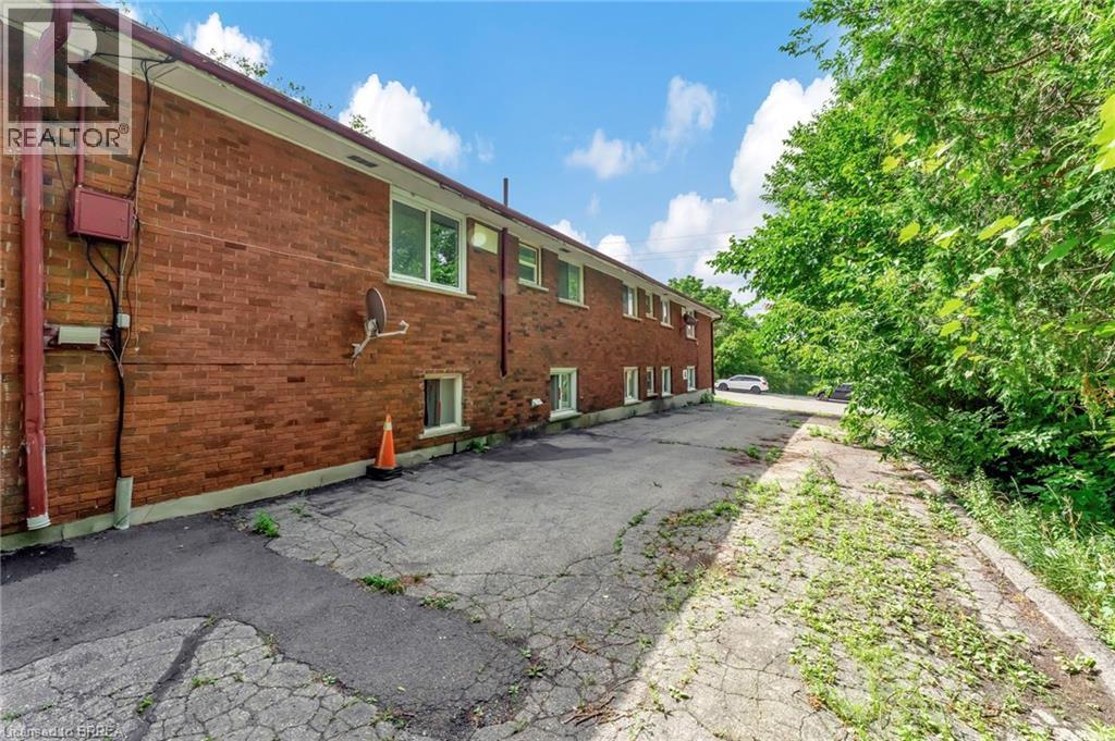 16 East Avenue, Brantford, Ontario  N3S 3L1 - Photo 19 - 40708797