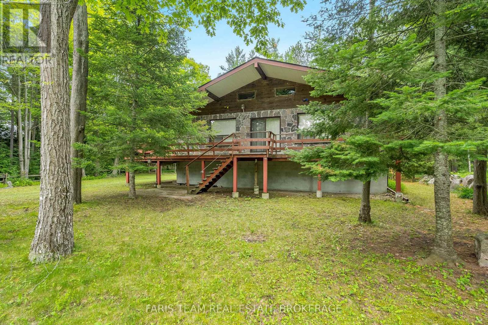 39 Rosemary Road, Tiny, Ontario  L0L 2T0 - Photo 2 - S12681666