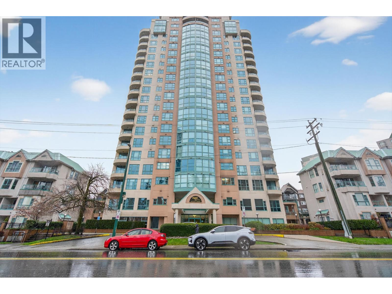 1602 3071 Glen Drive, Coquitlam, British Columbia  V3B 7R1 - Photo 11 - R3077719