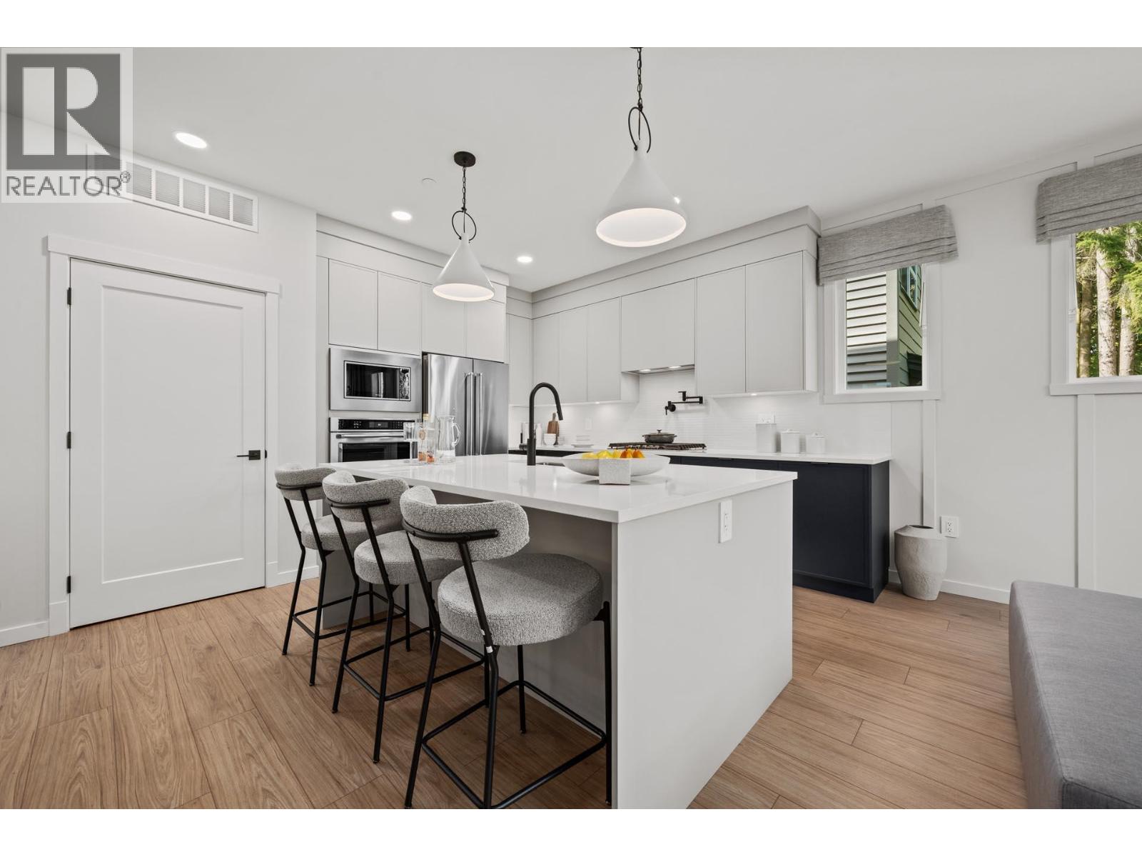 11013 250a Street, Maple Ridge, British Columbia  V0V 0V0 - Photo 3 - R3077709