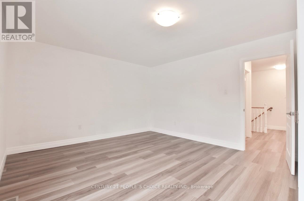 554 Sentinel Road, Toronto, Ontario  M3J 3R9 - Photo 13 - W12681588