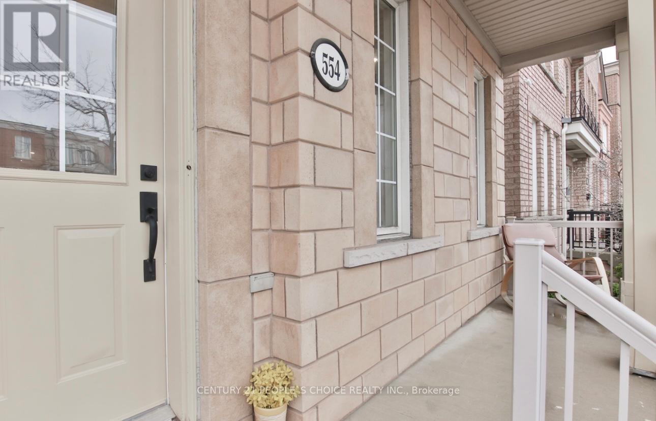 554 Sentinel Road, Toronto, Ontario  M3J 3R9 - Photo 2 - W12681588