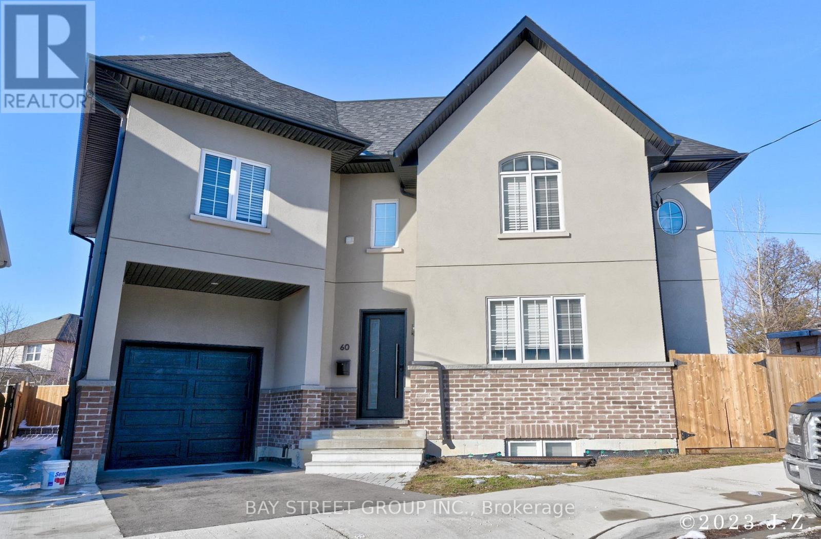 60 EMMETT AVENUE, Toronto, Ontario