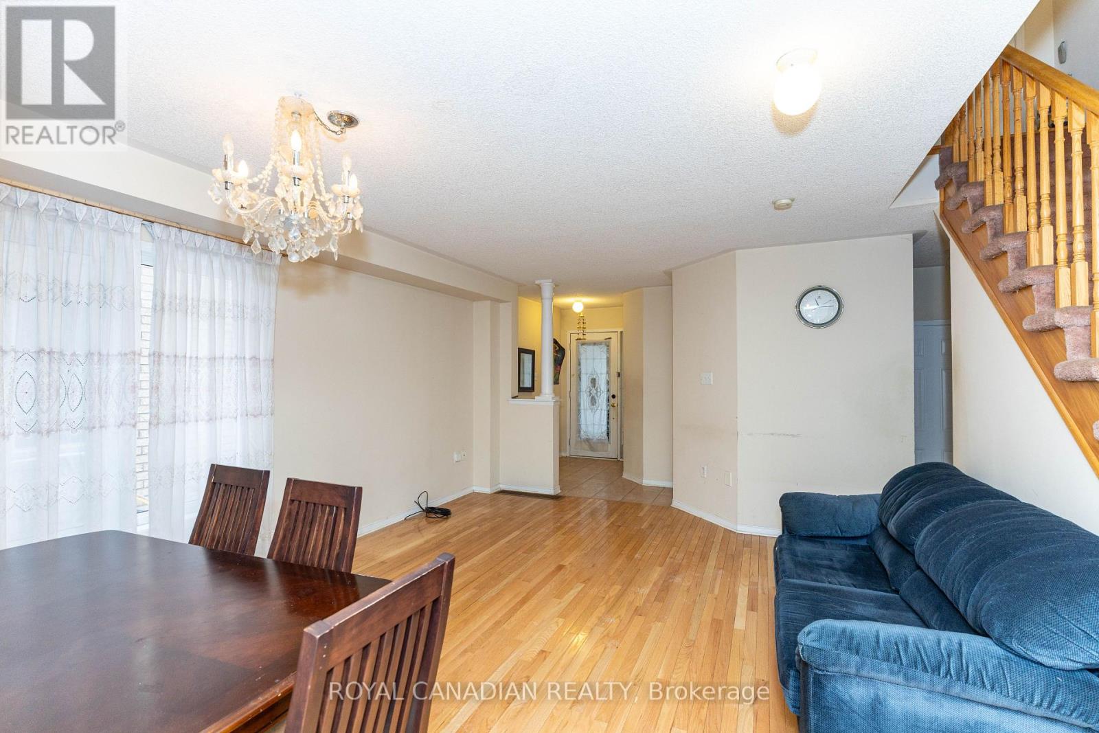 101 Crystalview Crescent, Brampton, Ontario  L6P 2S2 - Photo 12 - W12681624