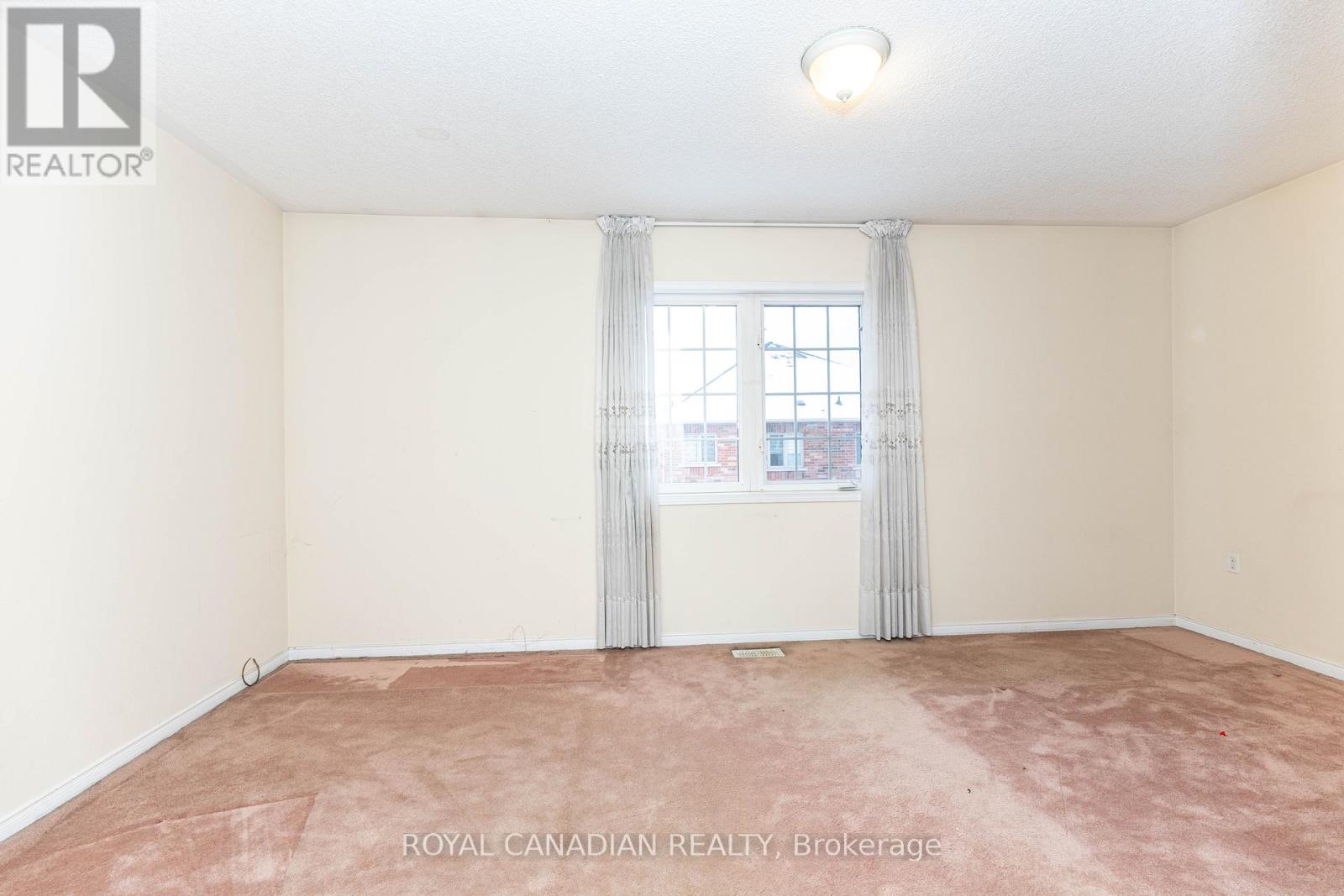 101 Crystalview Crescent, Brampton, Ontario  L6P 2S2 - Photo 23 - W12681624