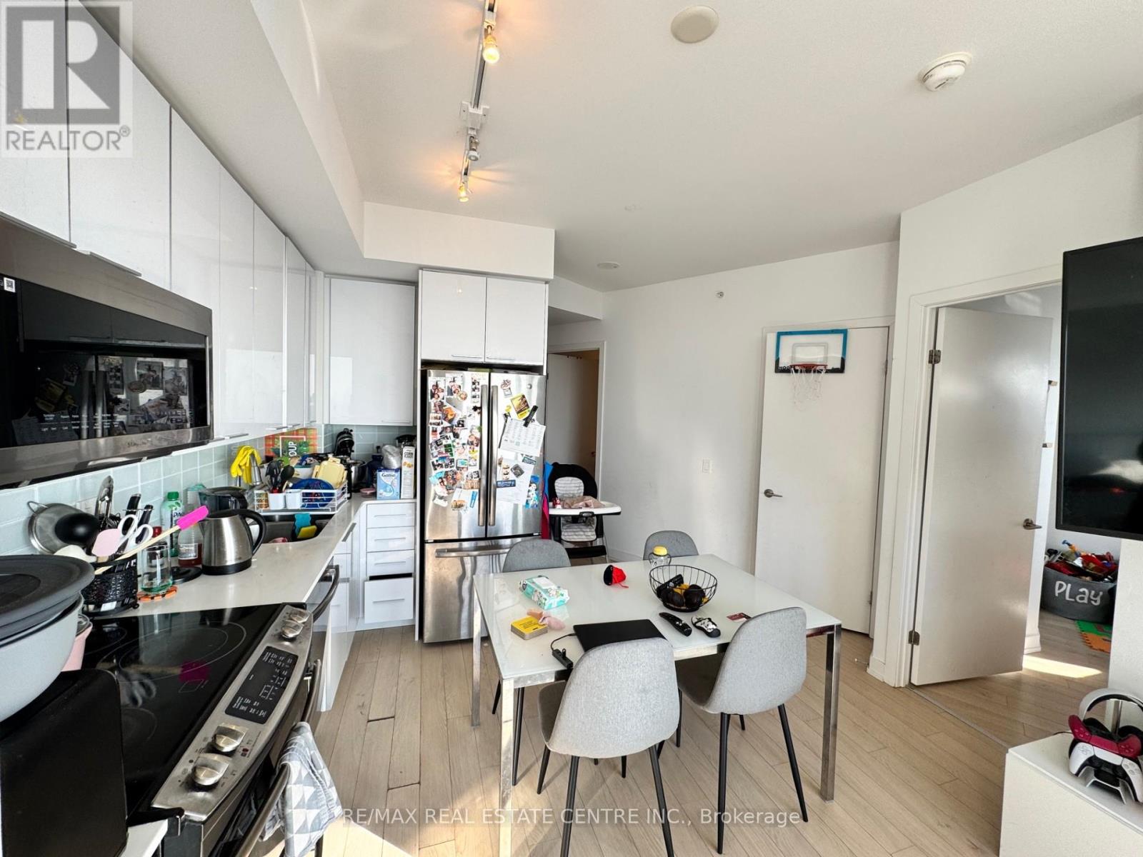 3604 - 10 Park Lawn Road, Toronto, Ontario  M8V 0H9 - Photo 6 - W12681626