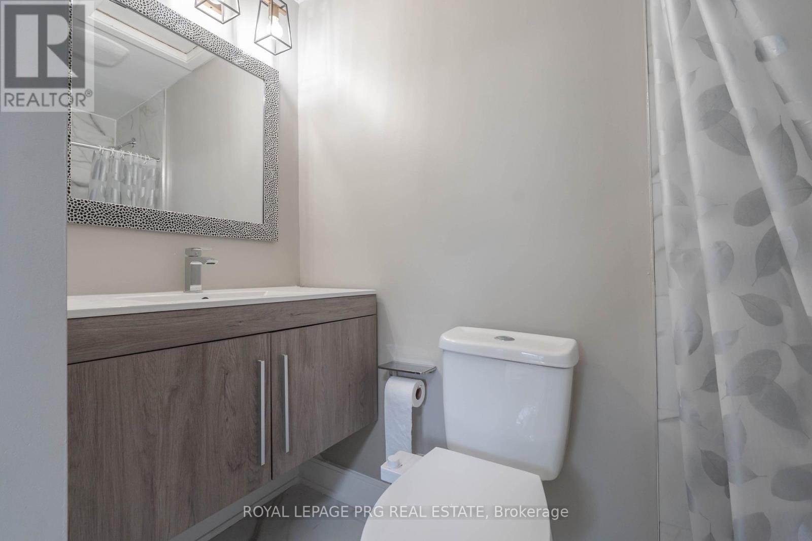 33 Glenmore Crescent, Brampton, Ontario  L6S 1H9 - Photo 21 - W12681640