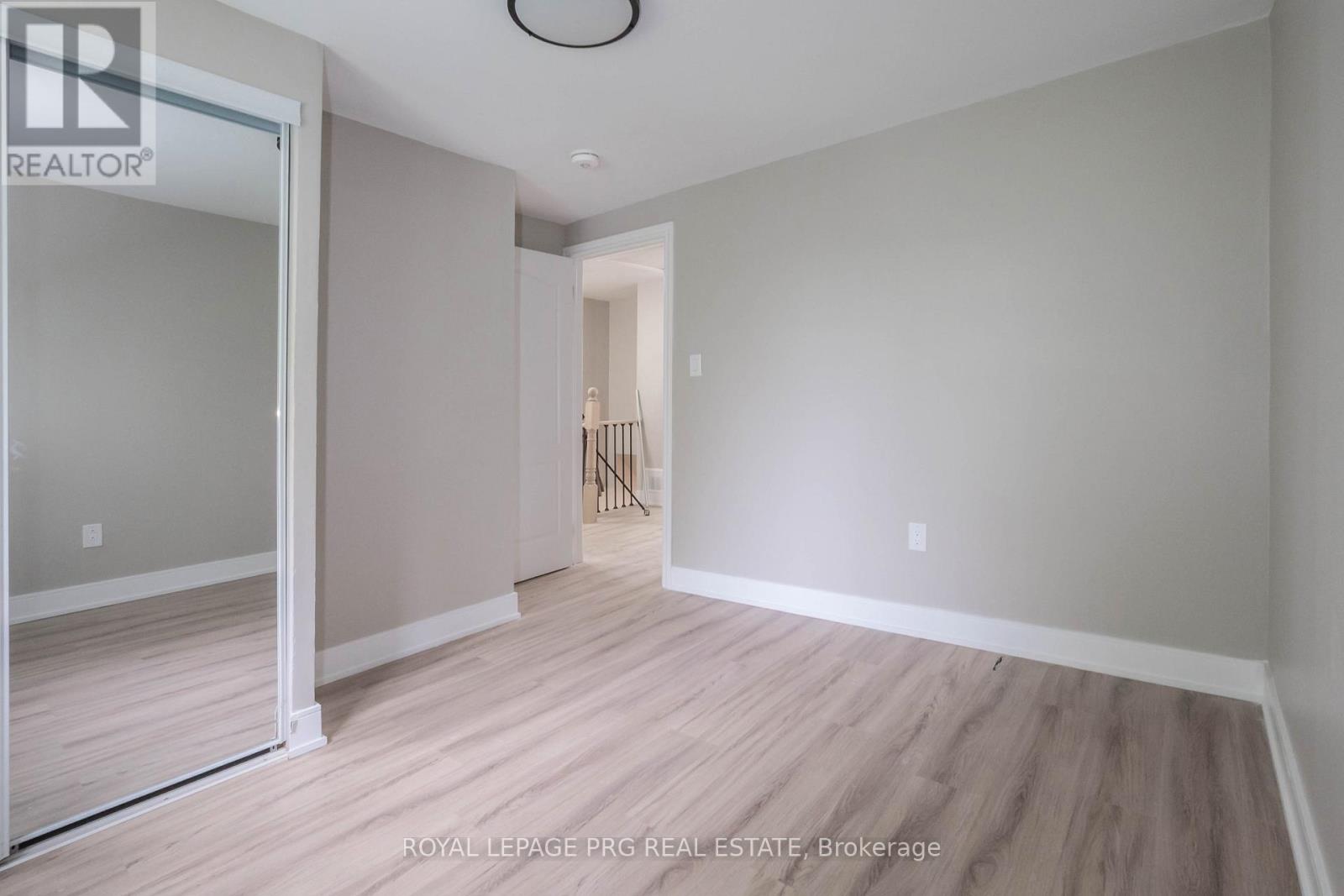 33 Glenmore Crescent, Brampton, Ontario  L6S 1H9 - Photo 24 - W12681640