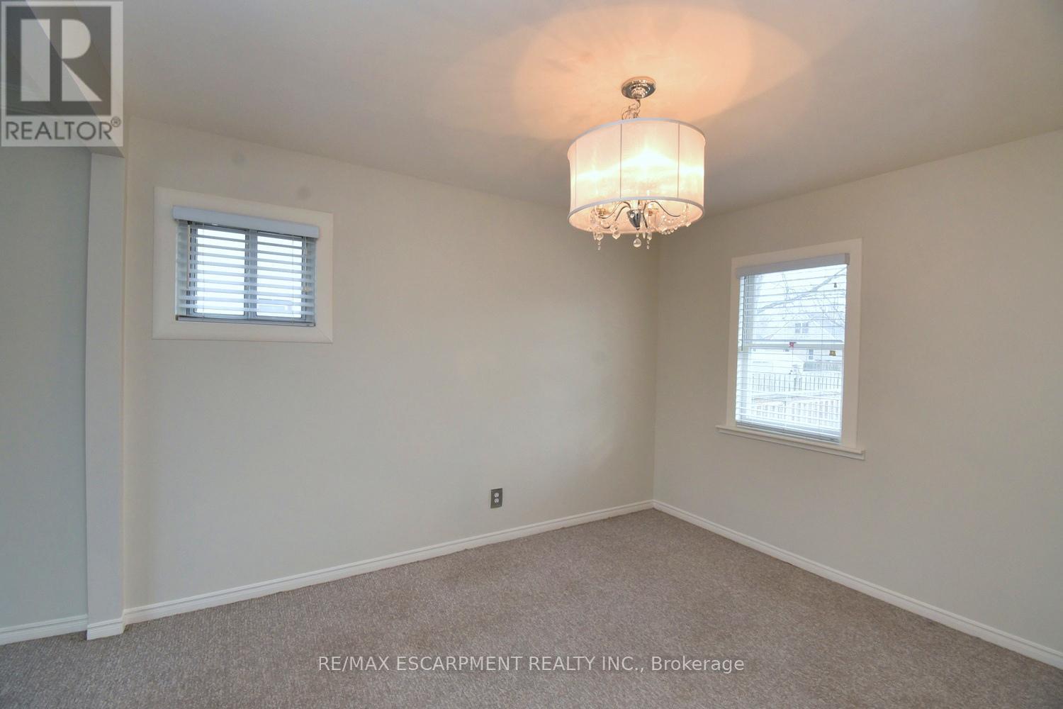 180 Adair Avenue N, Hamilton, Ontario  L8H 6A9 - Photo 11 - X12681632