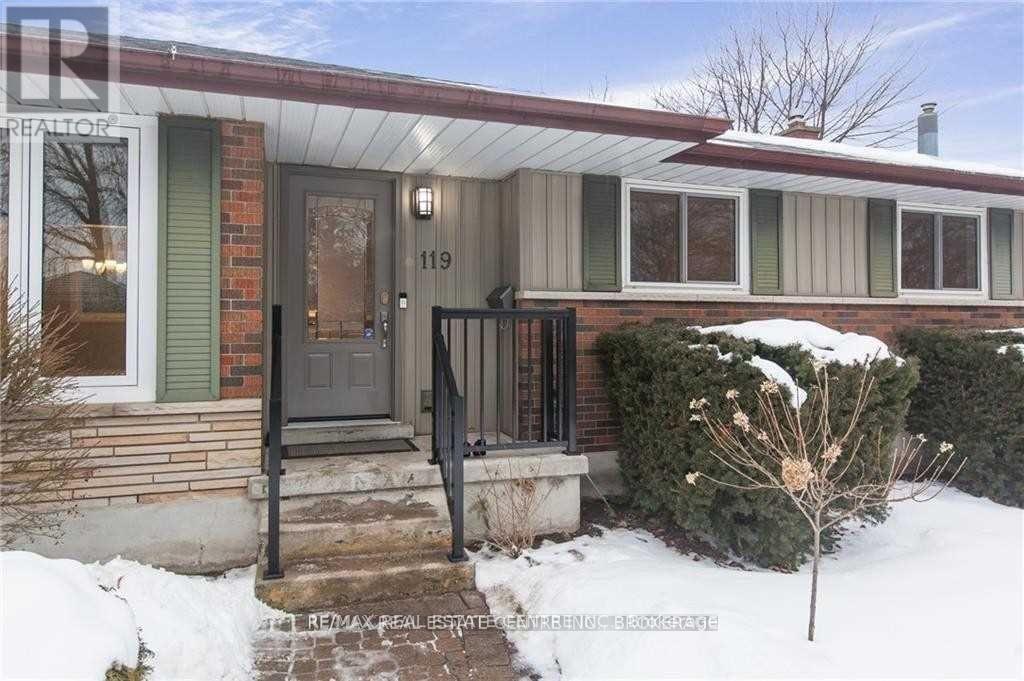 Upper - 119 Alison Avenue, Cambridge, Ontario  N1R 1N5 - Photo 2 - X12681658