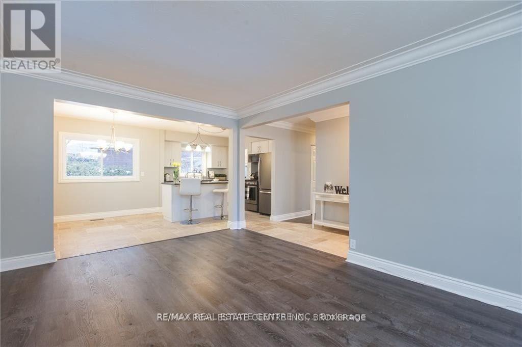 Upper - 119 Alison Avenue, Cambridge, Ontario  N1R 1N5 - Photo 8 - X12681658