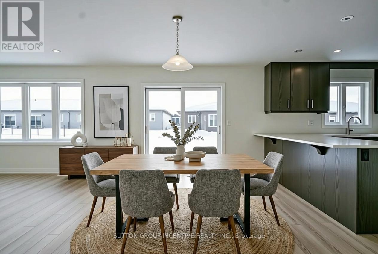 47 Harold Avenue, Severn, Ontario  L0K 1E0 - Photo 10 - S12662260