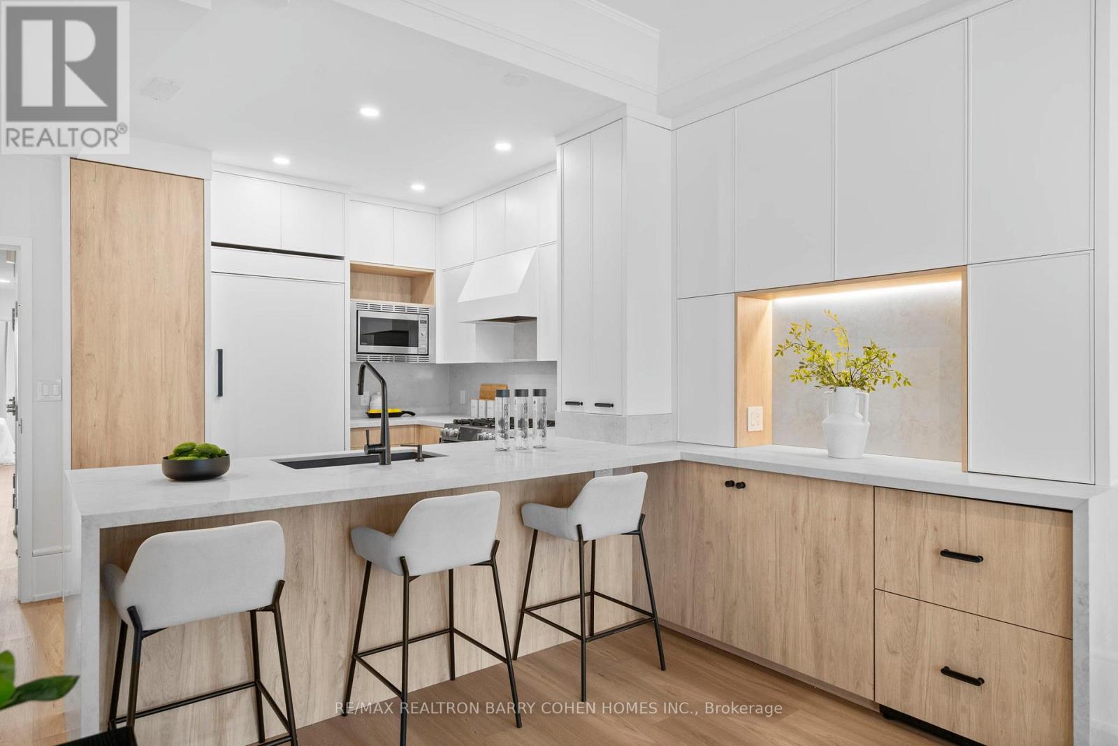 201 - 336 Davenport Road, Toronto, Ontario  M5R 1K6 - Photo 13 - C12598432