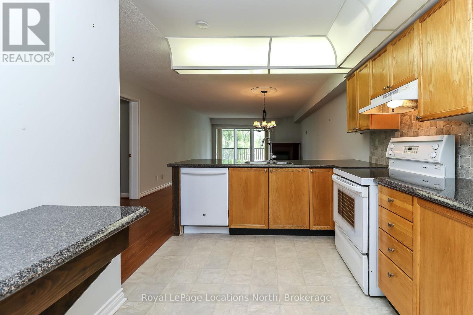 8 - 30 Mulligan Lane, Wasaga Beach, Ontario  L9Z 1C4 - Photo 10 - S12681788