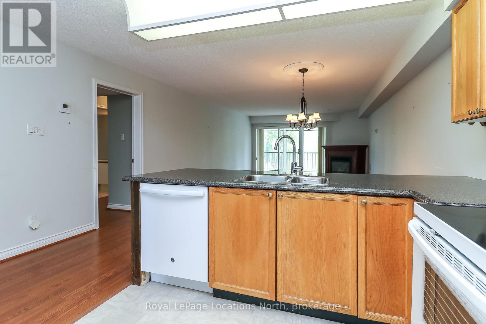 8 - 30 Mulligan Lane, Wasaga Beach, Ontario  L9Z 1C4 - Photo 9 - S12681788