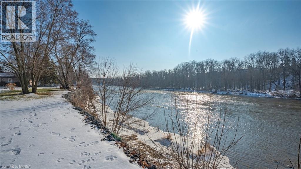 58 Willow Street, Paris, Ontario  N3L 2K5 - Photo 45 - 40796008